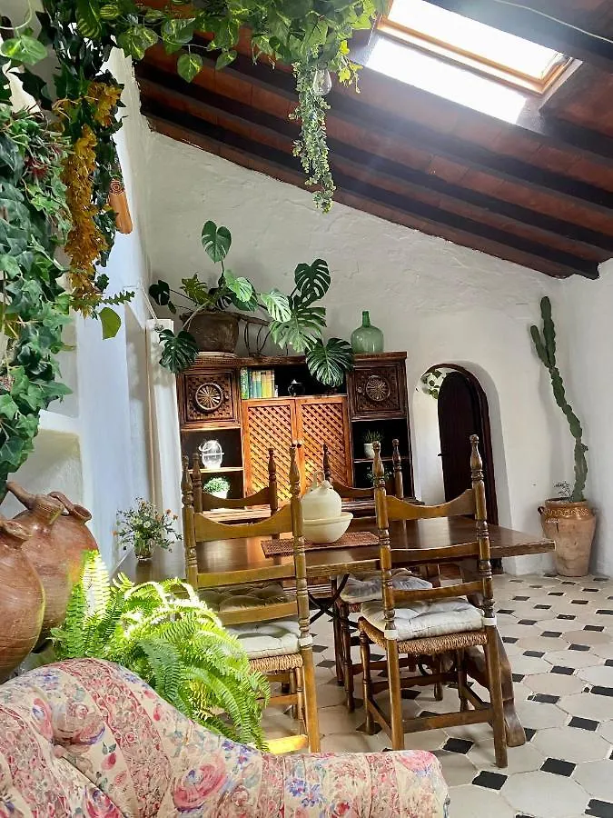 La Tahona Vila Almogía 0*,